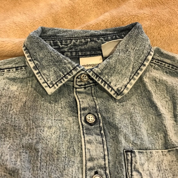 Small Manguun Teens Acid Wash Button Down - Picture 5 of 11